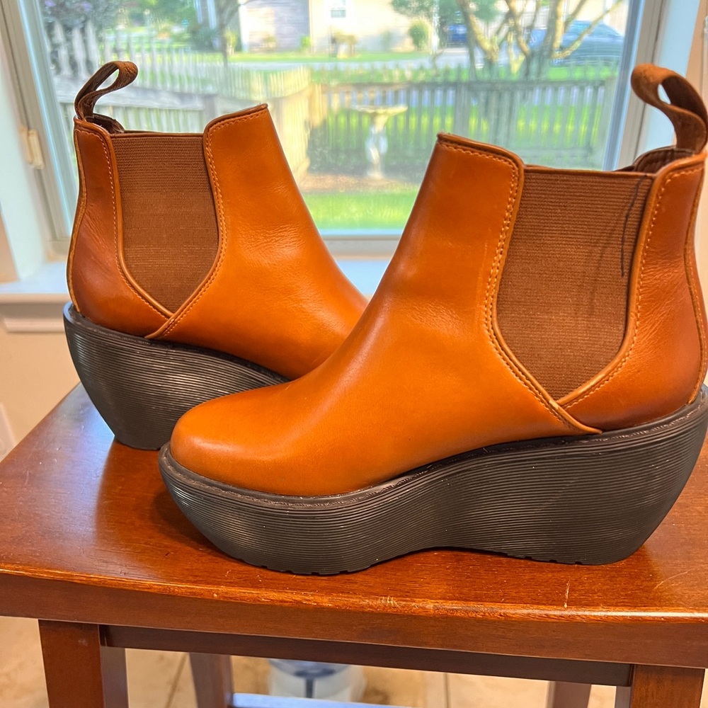 Dr. Martens Air Cushion Sole, Aerial Chelsea Boot